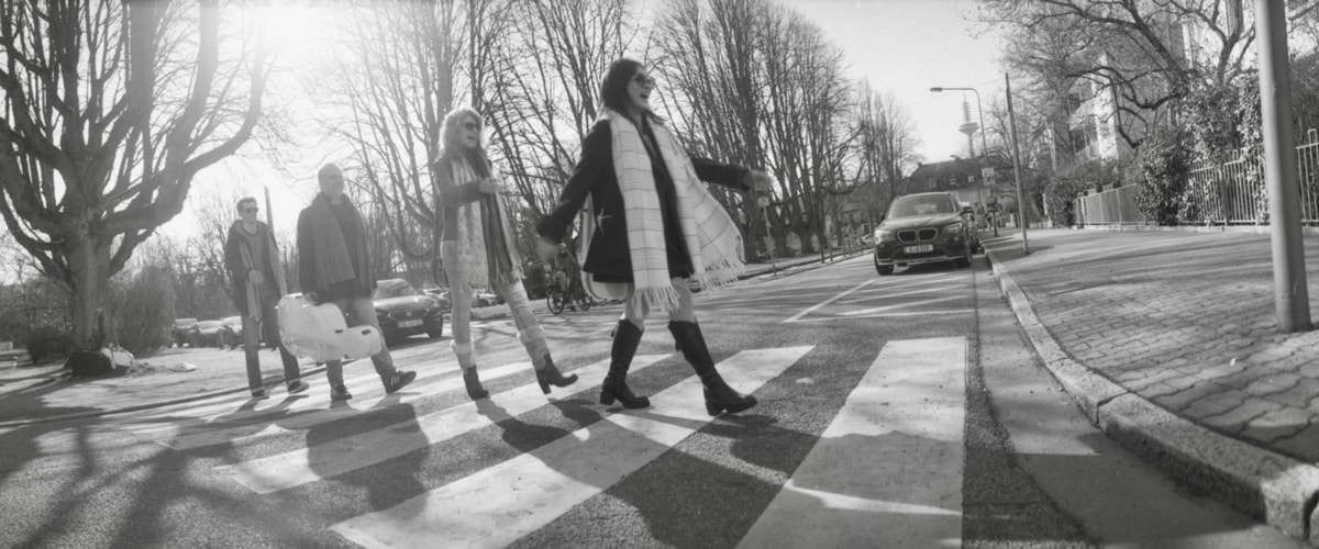 WideluxX Prototype Photo showing time unbroken in panoramic photography